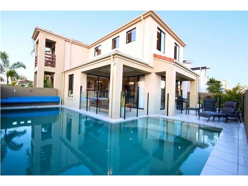 33 Cuba Court, Kawana Island QLD 4575