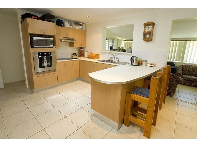 10 Tamala Street, Warana QLD 4575