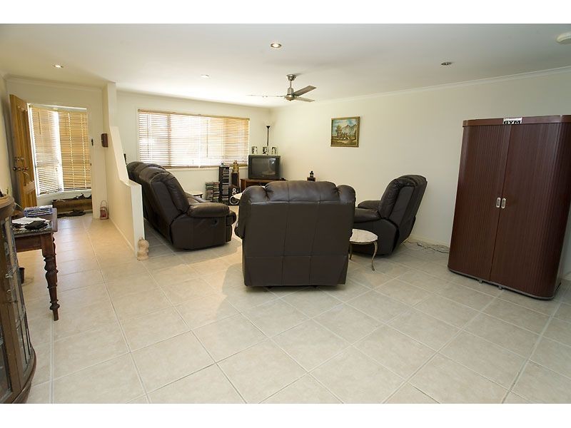 10 Tamala Street, Warana QLD 4575