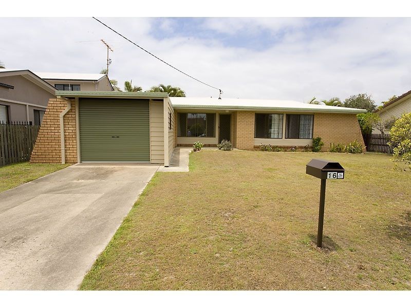 16 Currawan Street, Warana QLD 4575