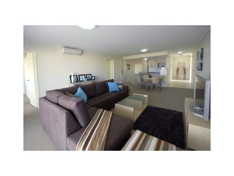 53/4 Grand Parade, Kawana Island QLD 4575