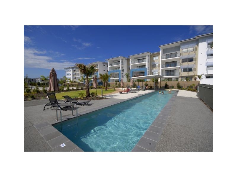 53/4 Grand Parade, Kawana Island QLD 4575
