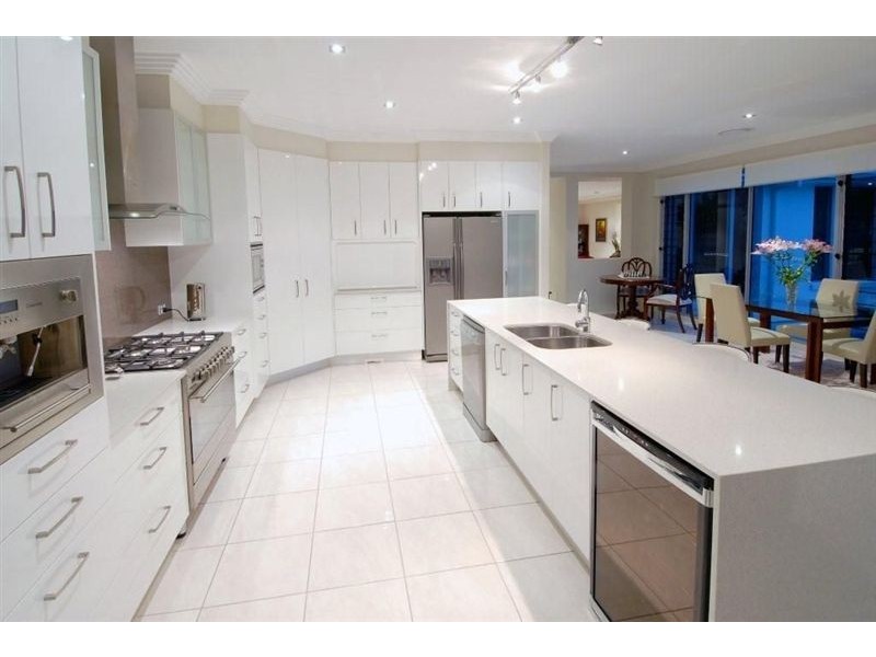 40 Tweddell Drive, Pelican Waters QLD 4551