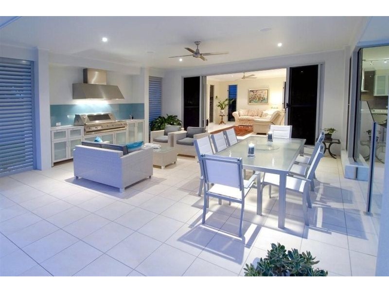 40 Tweddell Drive, Pelican Waters QLD 4551