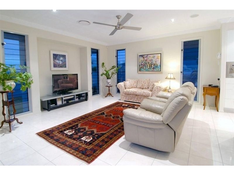 40 Tweddell Drive, Pelican Waters QLD 4551