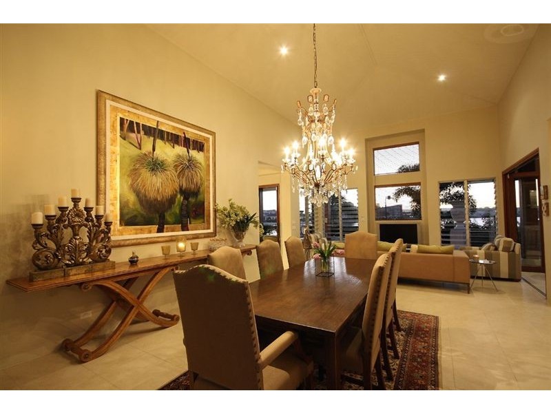 10 Cayman Place, Kawana Island QLD 4575