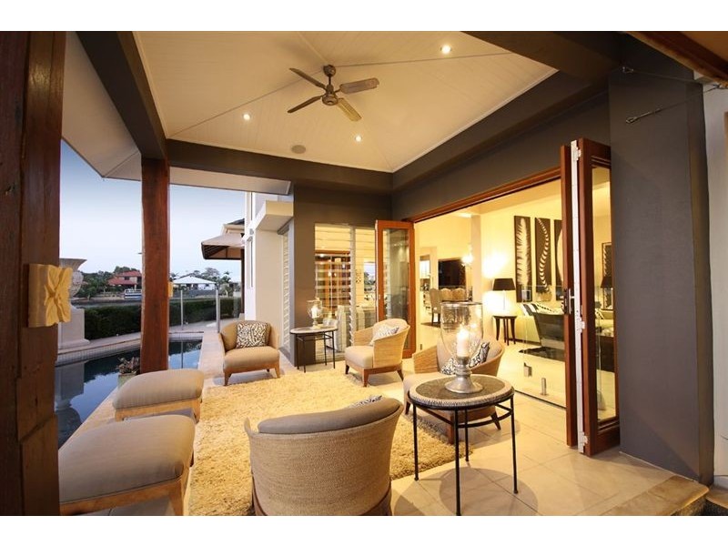 10 Cayman Place, Kawana Island QLD 4575