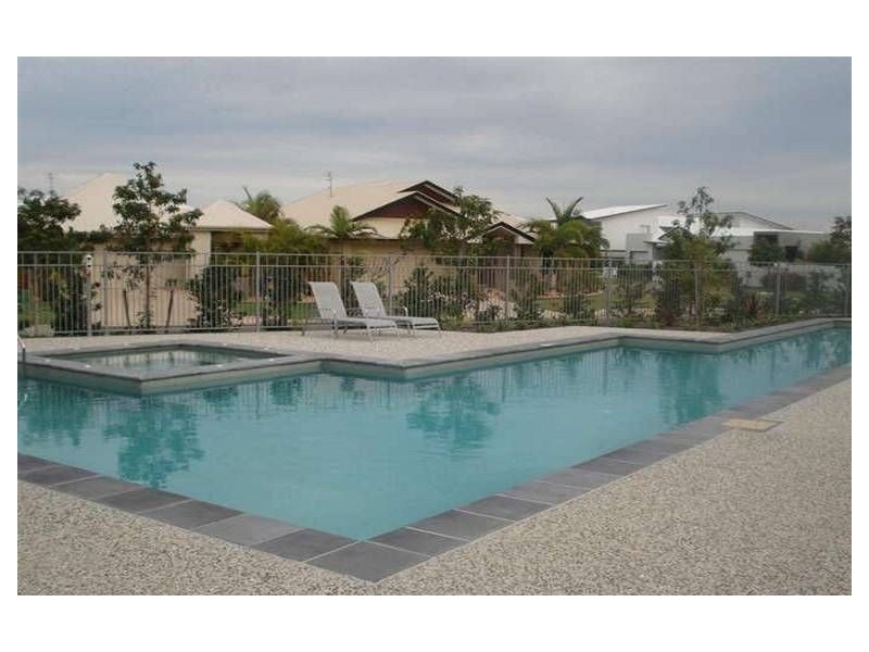 50/10 Grand Parade, Kawana Island QLD 4575