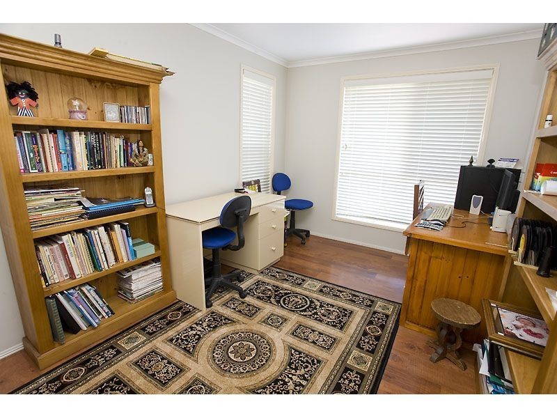 50 Village Way, Little Mountain QLD 4551
