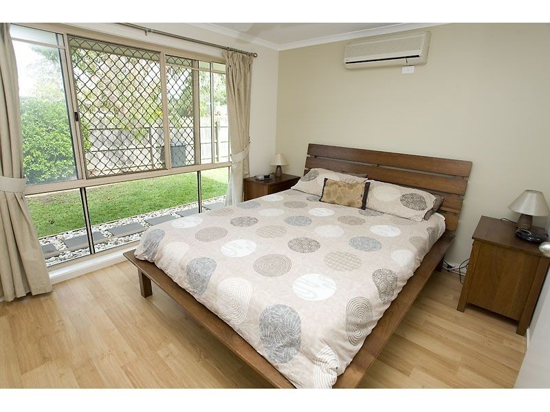 2 Caulfield Close, Little Mountain QLD 4551