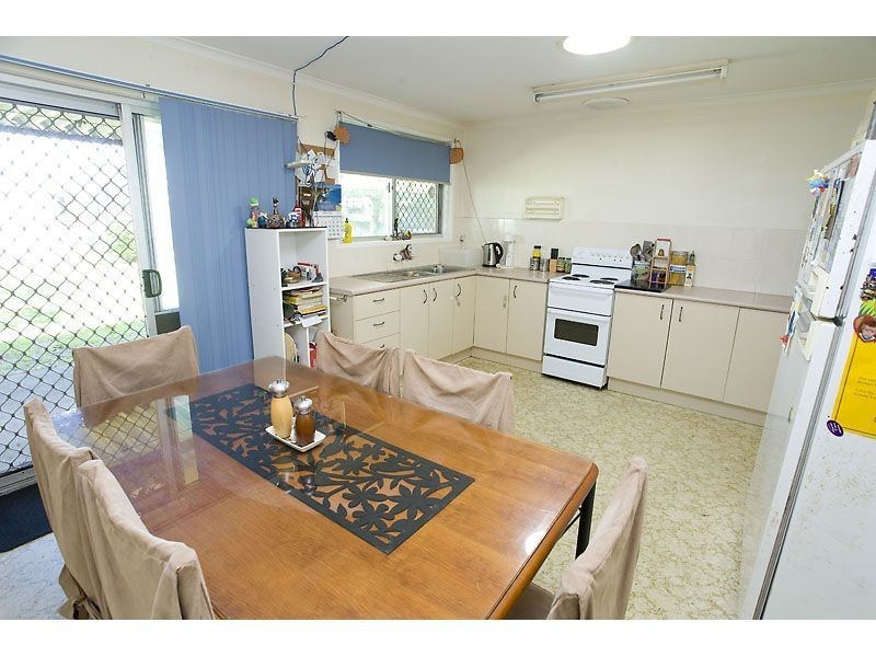 35 Karumba Street, Warana QLD 4575