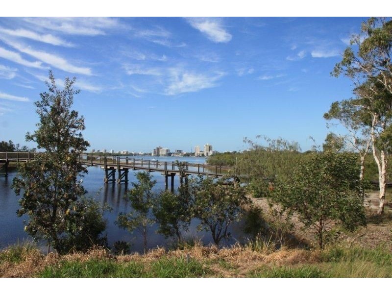 8 River Edge Court, Twin Waters QLD 4564
