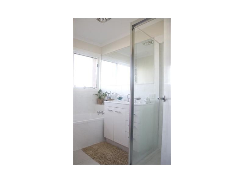 1/105 Lowanna Drive, Buddina QLD 4575