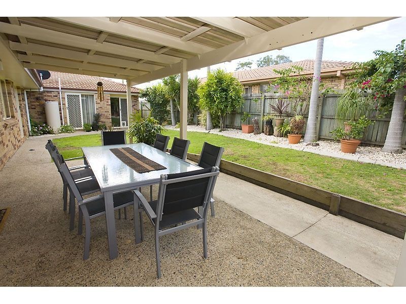 10 Rossiter Place, Aroona QLD 4551