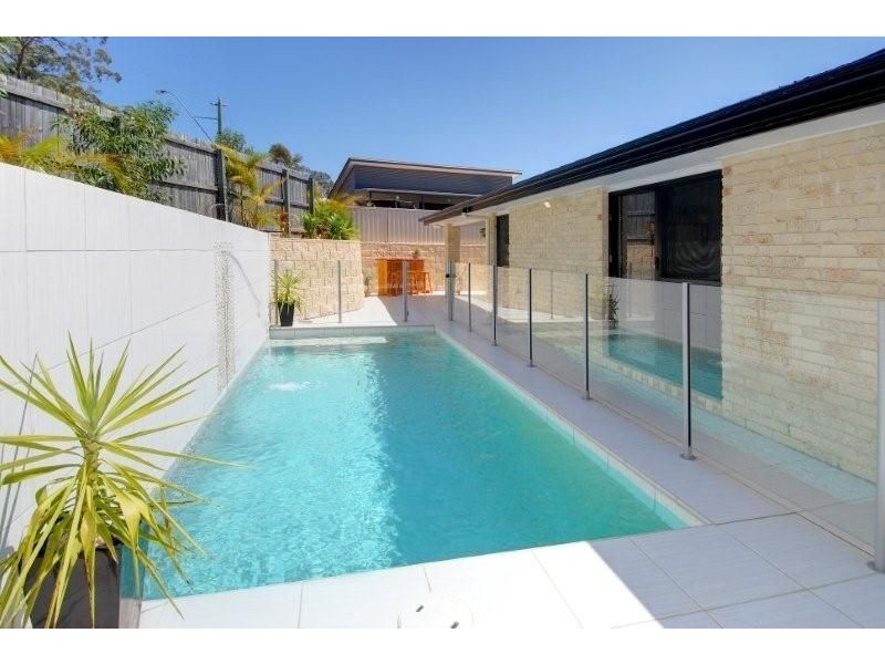 8 Cullen Drive, Little Mountain QLD 4551