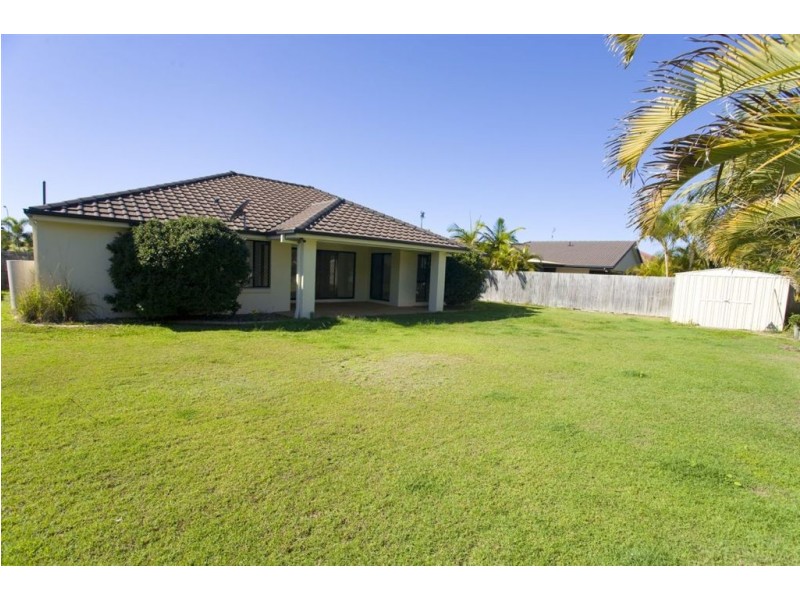 6 Malta Place, Kawana Island QLD 4575