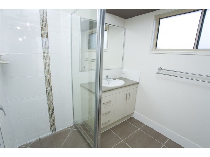 5 Allan Place, Kingaroy QLD 4610