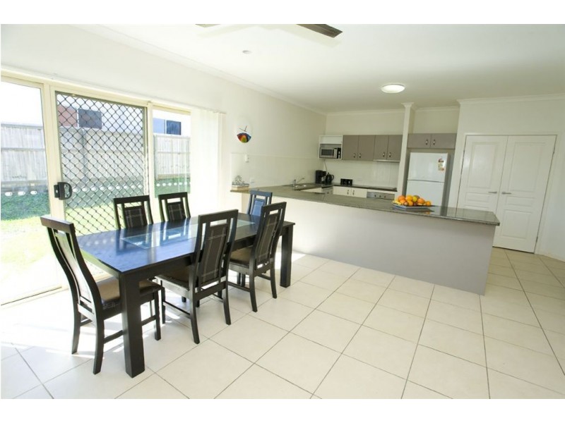 25 Scribbly Gum Drive, Meridan Plains QLD 4551