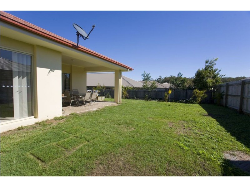 25 Scribbly Gum Drive, Meridan Plains QLD 4551