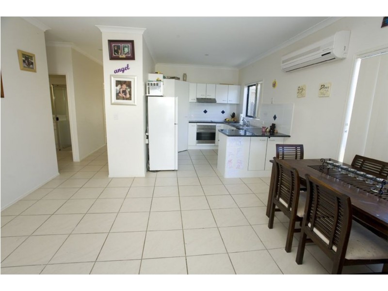 32 Nebo Street, Caloundra West QLD 4551