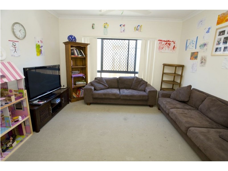 32 Nebo Street, Caloundra West QLD 4551