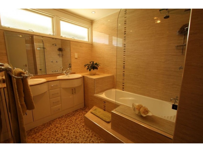 251 Mons School Road, Buderim QLD 4556