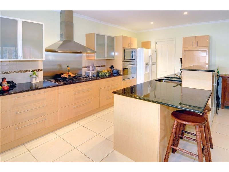 19 Somerset Lane, Little Mountain QLD 4551