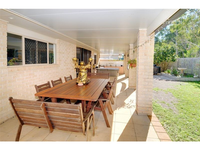 19 Somerset Lane, Little Mountain QLD 4551