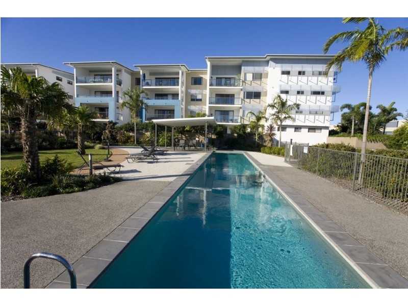 11/4 Grand Parade, Kawana Island QLD 4575