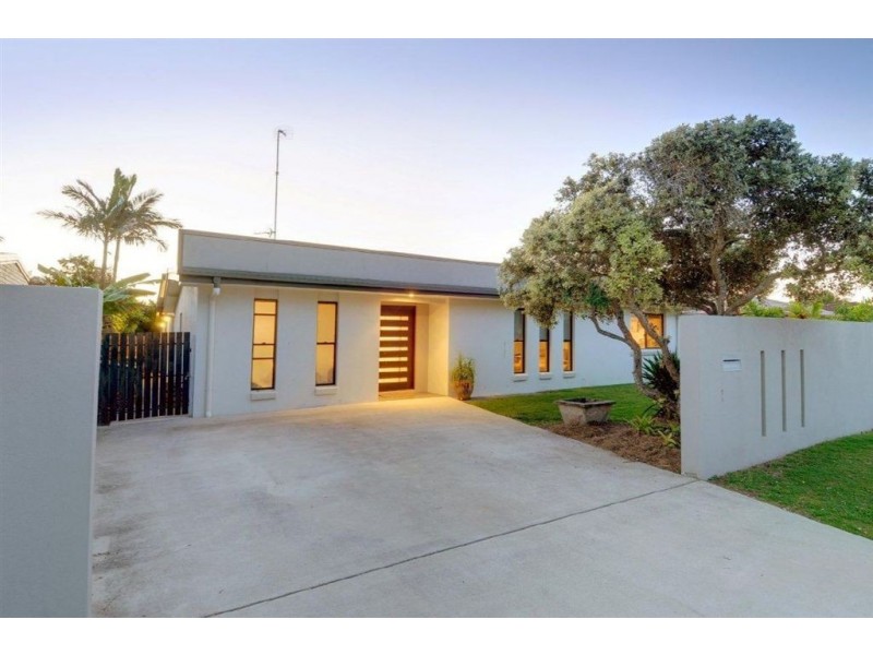 76 Undara Avenue, Buddina QLD 4575