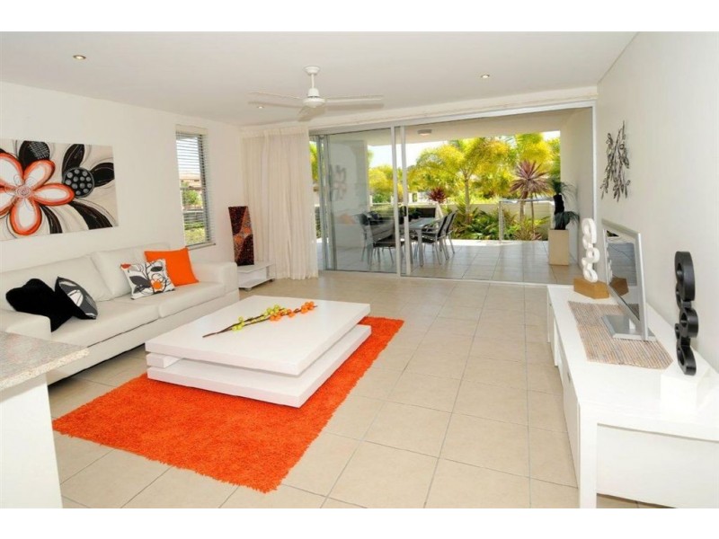 62/7 Grand Parade, Kawana Island QLD 4575