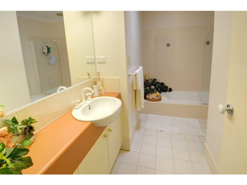 9/76 King Street, Buderim QLD 4556