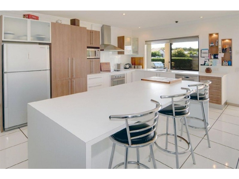 5 Barracuda Court, Mountain Creek QLD 4557