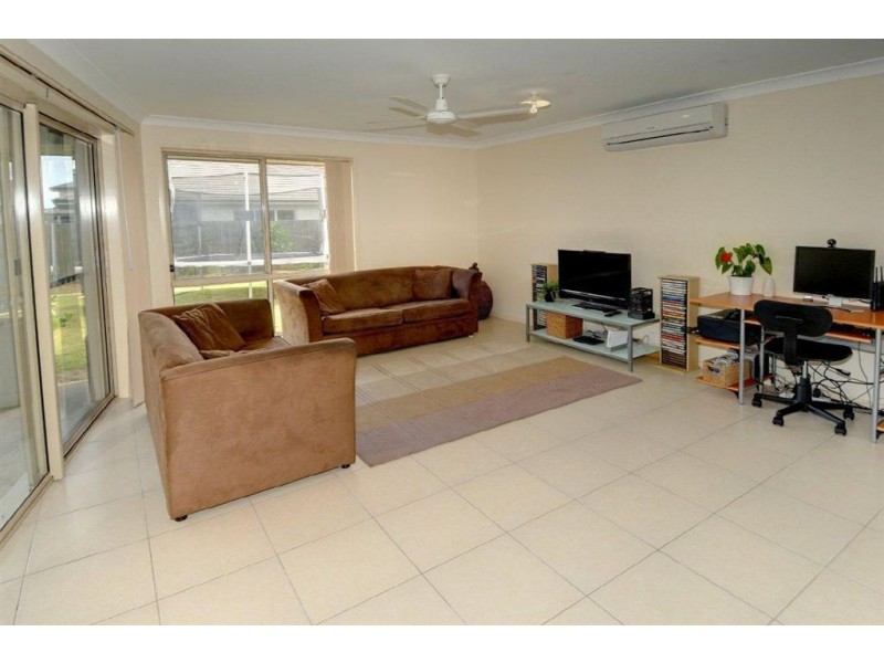 73 Kurrajong Crescent, Meridan Plains QLD 4551