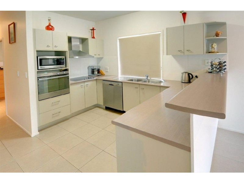 96/239 Kawana Way, Kawana Island QLD 4575