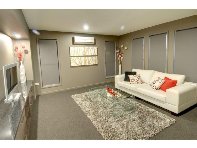 17 Lark Circuit, Mountain Creek QLD 4557
