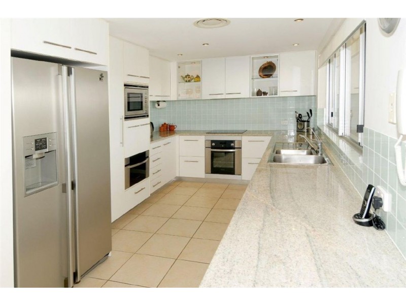 70/7 Grand Parade, Kawana Island QLD 4575