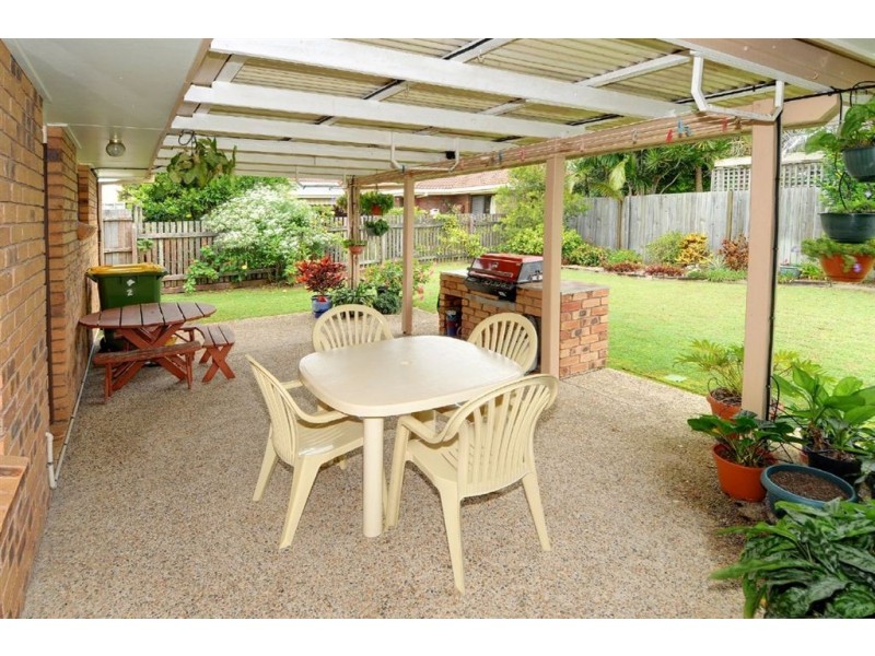 2 Murrindi Street, Minyama QLD 4575