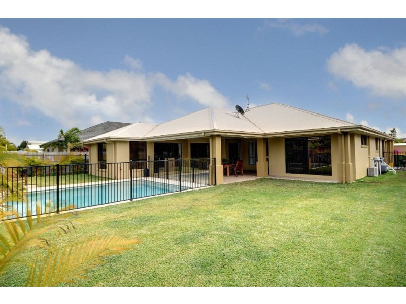 3 Margarita Court, Kawana Island QLD 4575