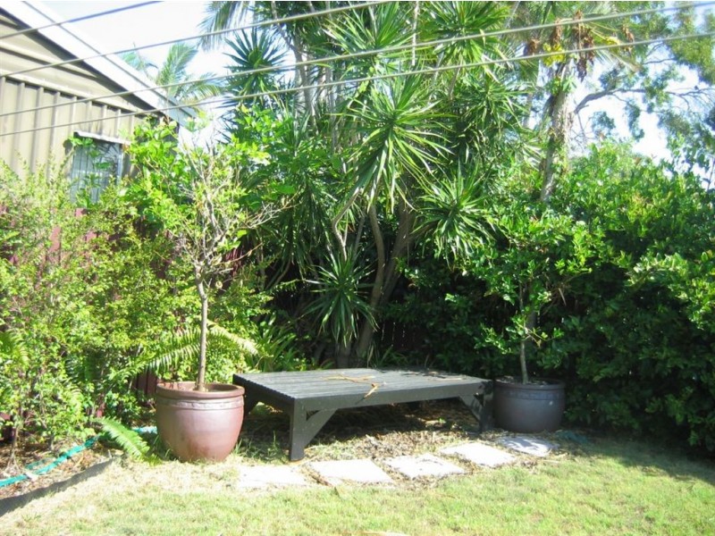 Warana QLD 4575