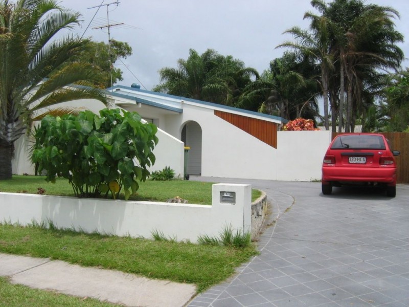 Warana QLD 4575
