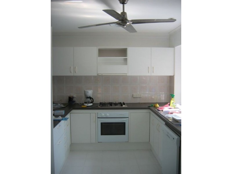 Warana QLD 4575