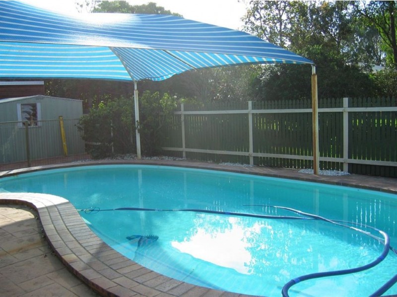 Warana QLD 4575