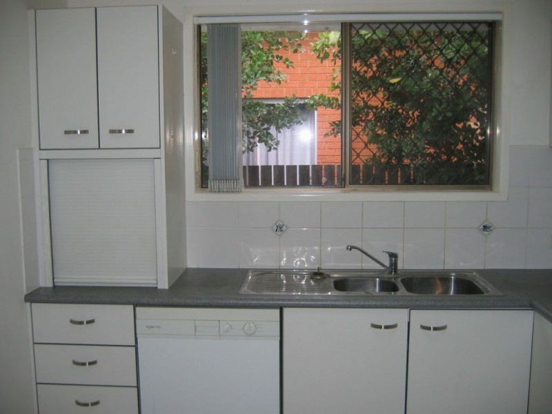 Warana QLD 4575