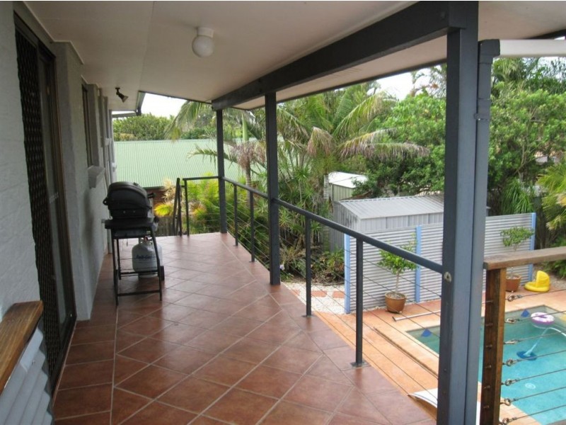 Warana QLD 4575