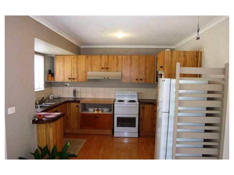 Warana QLD 4575