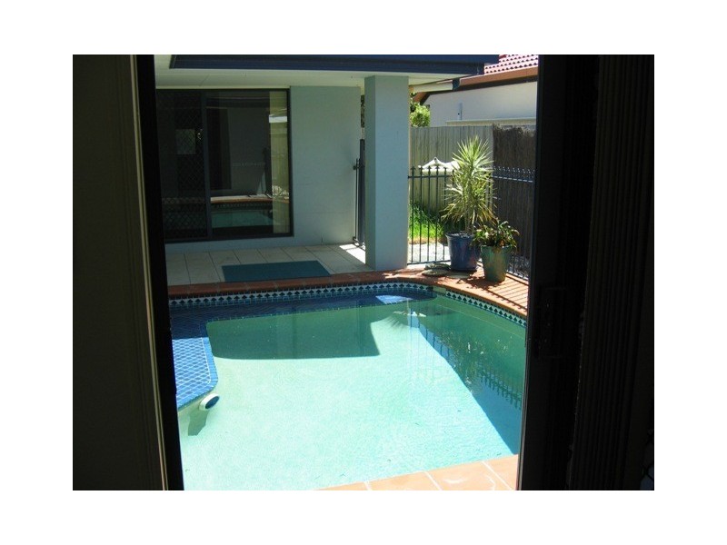 Kawana Island QLD 4575