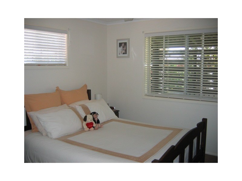 Warana QLD 4575