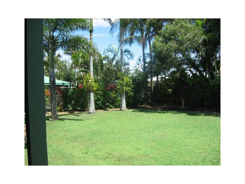 Warana QLD 4575