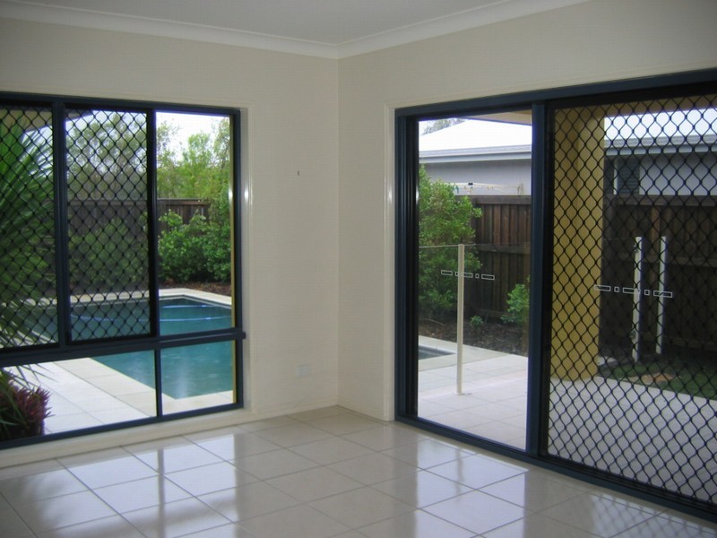 Kawana Island QLD 4575